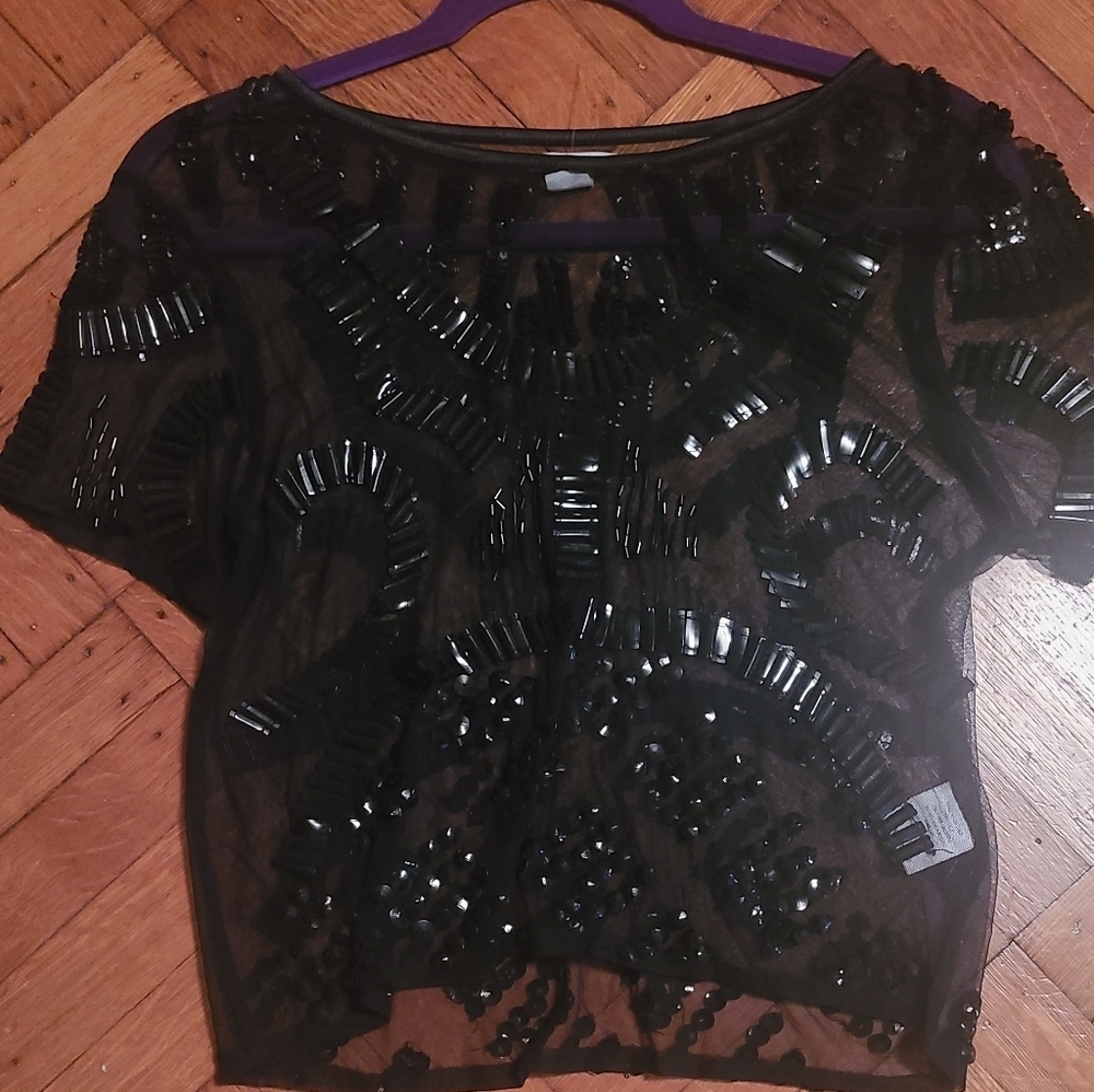 Short sleeve sequin top Hp🔥🔥🔥 - Picture 2 of 6
